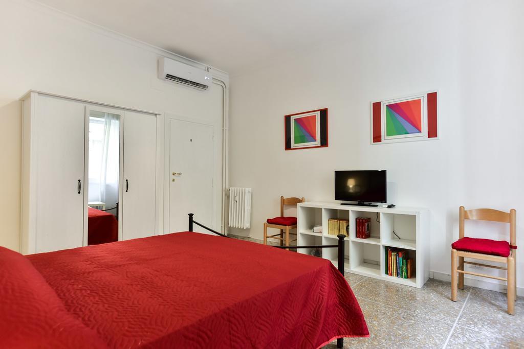 Red & White Vatican Apartment Rome Bagian luar foto