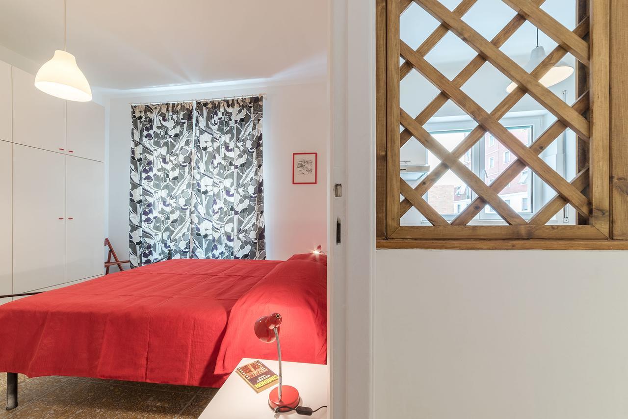Red & White Vatican Apartment Rome Bagian luar foto